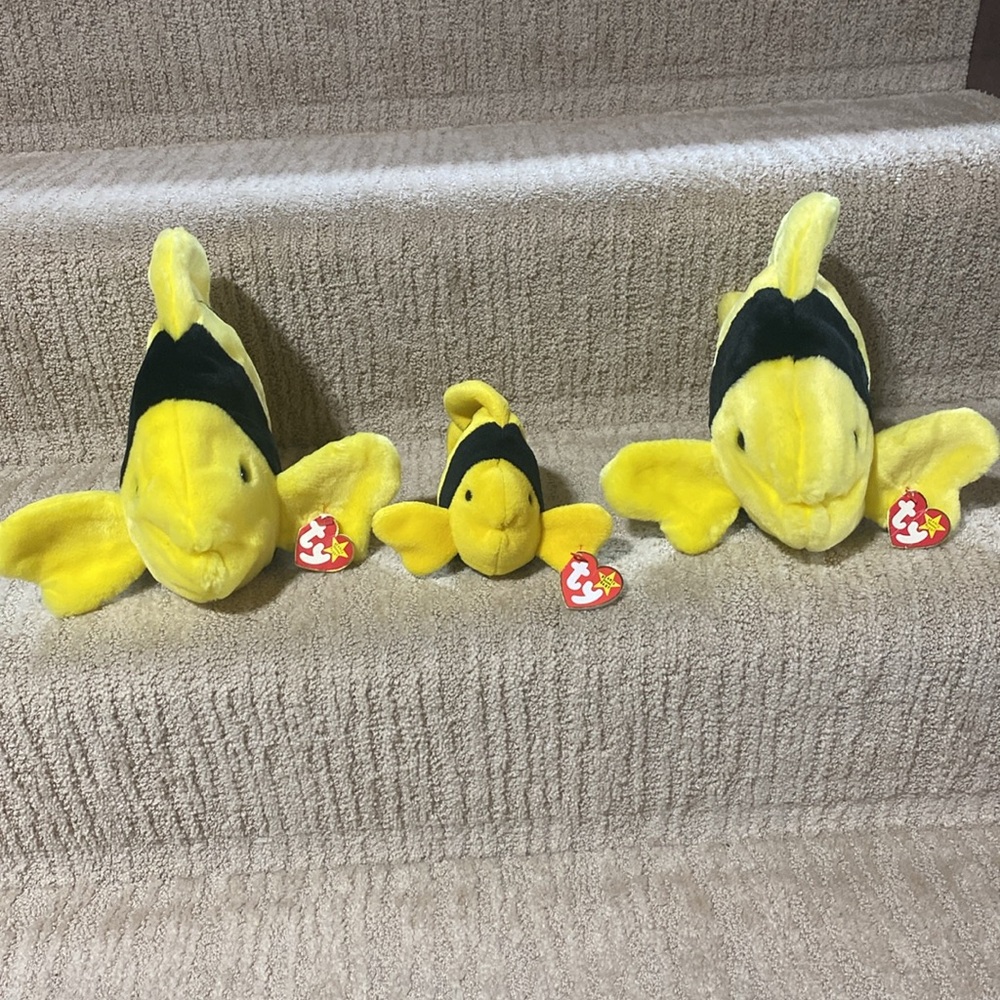 Ty Beanie Baby Bubbles style 4078 & 2 Beanie Buddy Bubbles. Black & yellow fish - Picture 3 of 4